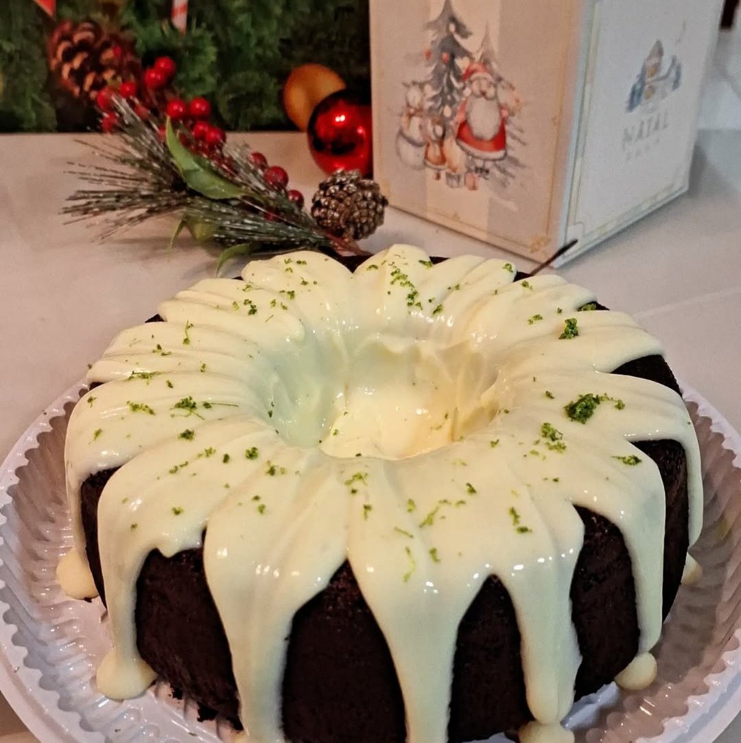 bolo café cobertura de limão